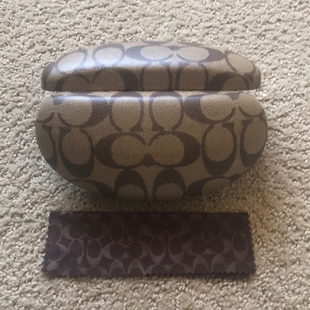 Coach eyeglass/sunglass Case - Picture 4 of 4